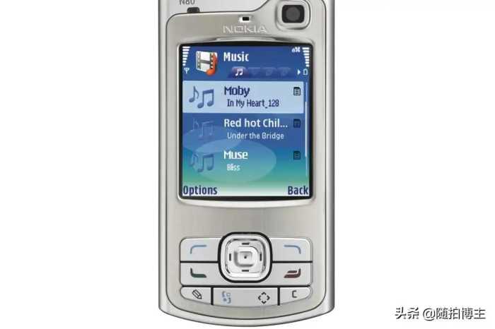 诺基亚情怀之N系首款滑盖手机：N80